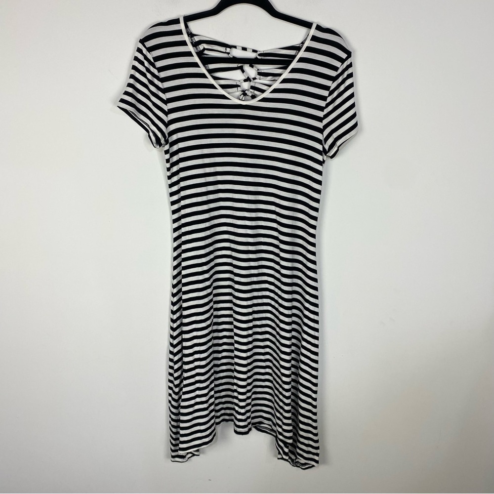 Chico's Black & White Striped Short Sleeve Knee Length Mini Dress
